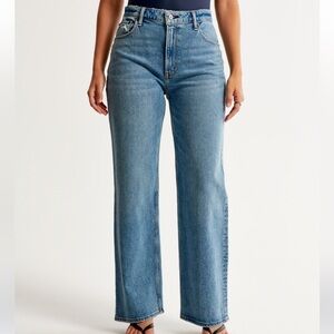Abercrombie and Fitch Curve Love “The 90’s Relaxed Jean” High Rise - Size 36/22